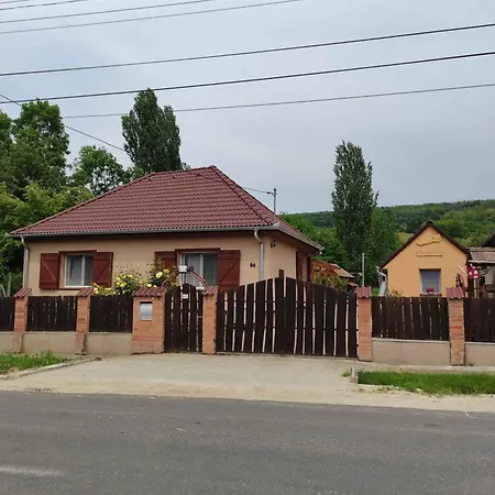 In - Balaton 48110 Vakantiehuis